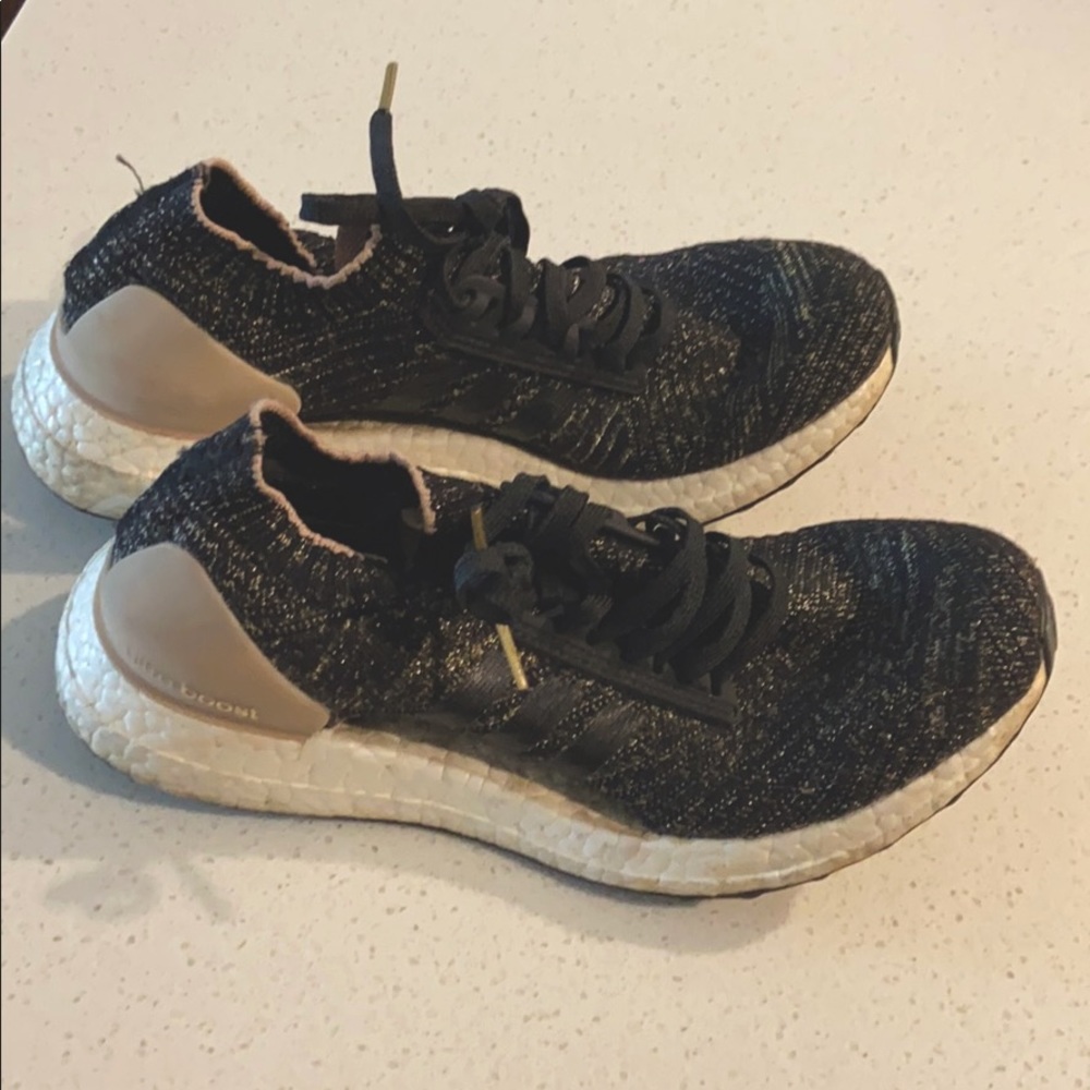 Running shoes